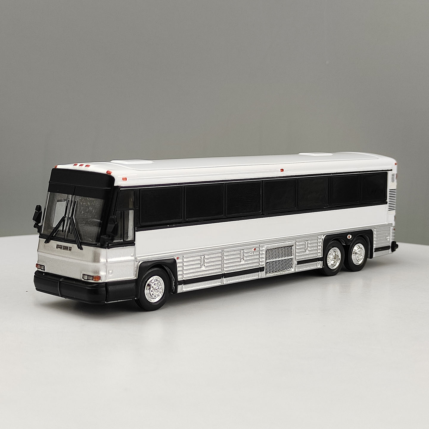 Diecast IR 1:87 Scale Vintage  - Vintage Collection Haul review and price